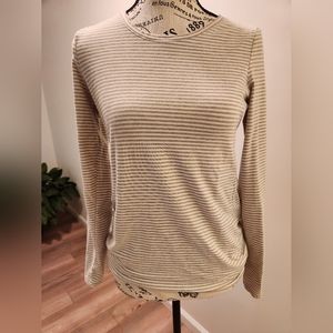 The Limited Perfect Tee size small